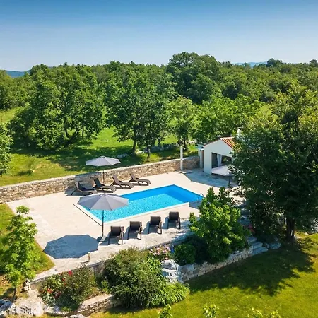 Family Casa Ida With Pool And Grill In Groznjan ヴィラ *