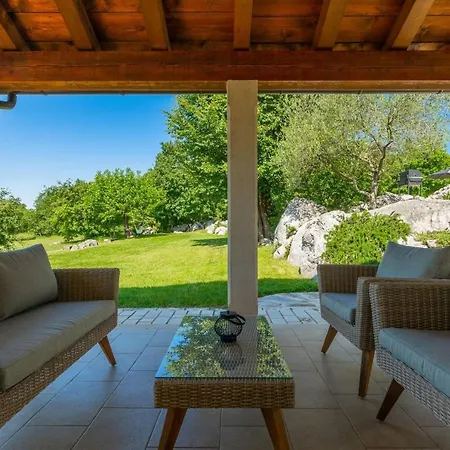 Family Casa Ida With Pool And Grill In Groznjan * Makovci
