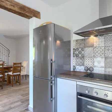 빌라 Family Casa Ida With Pool And Grill In Groznjan