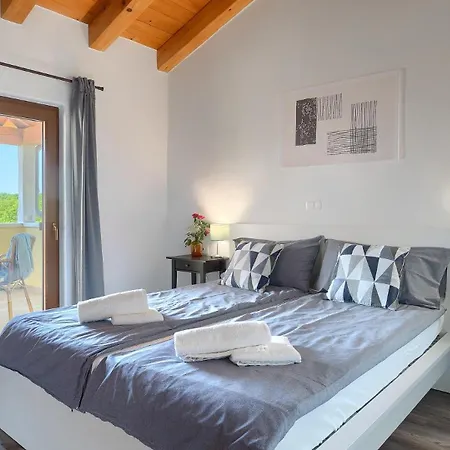 Family Casa Ida With Pool And Grill In Groznjan 빌라